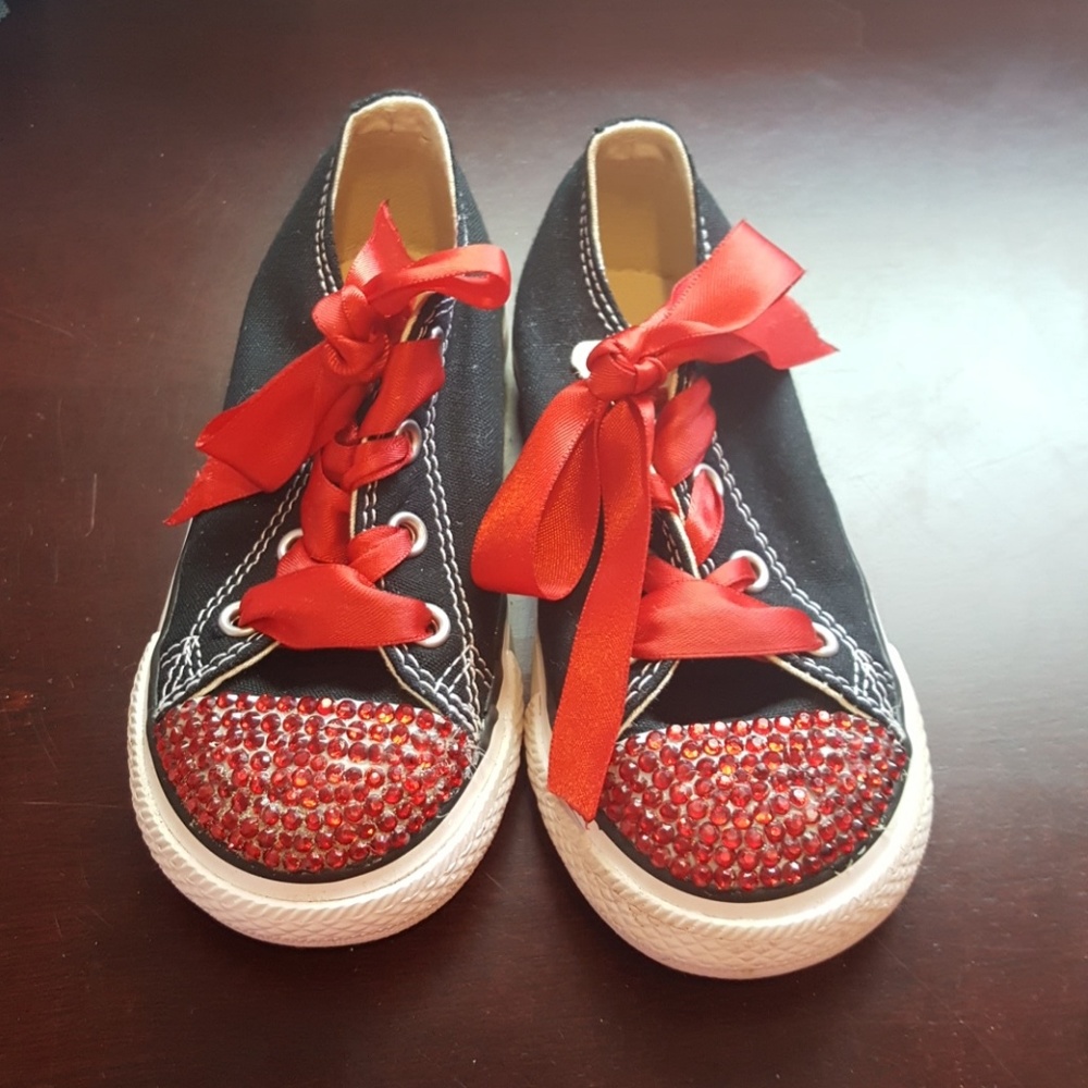 Toddler girl converse with ribbon laces and stoned